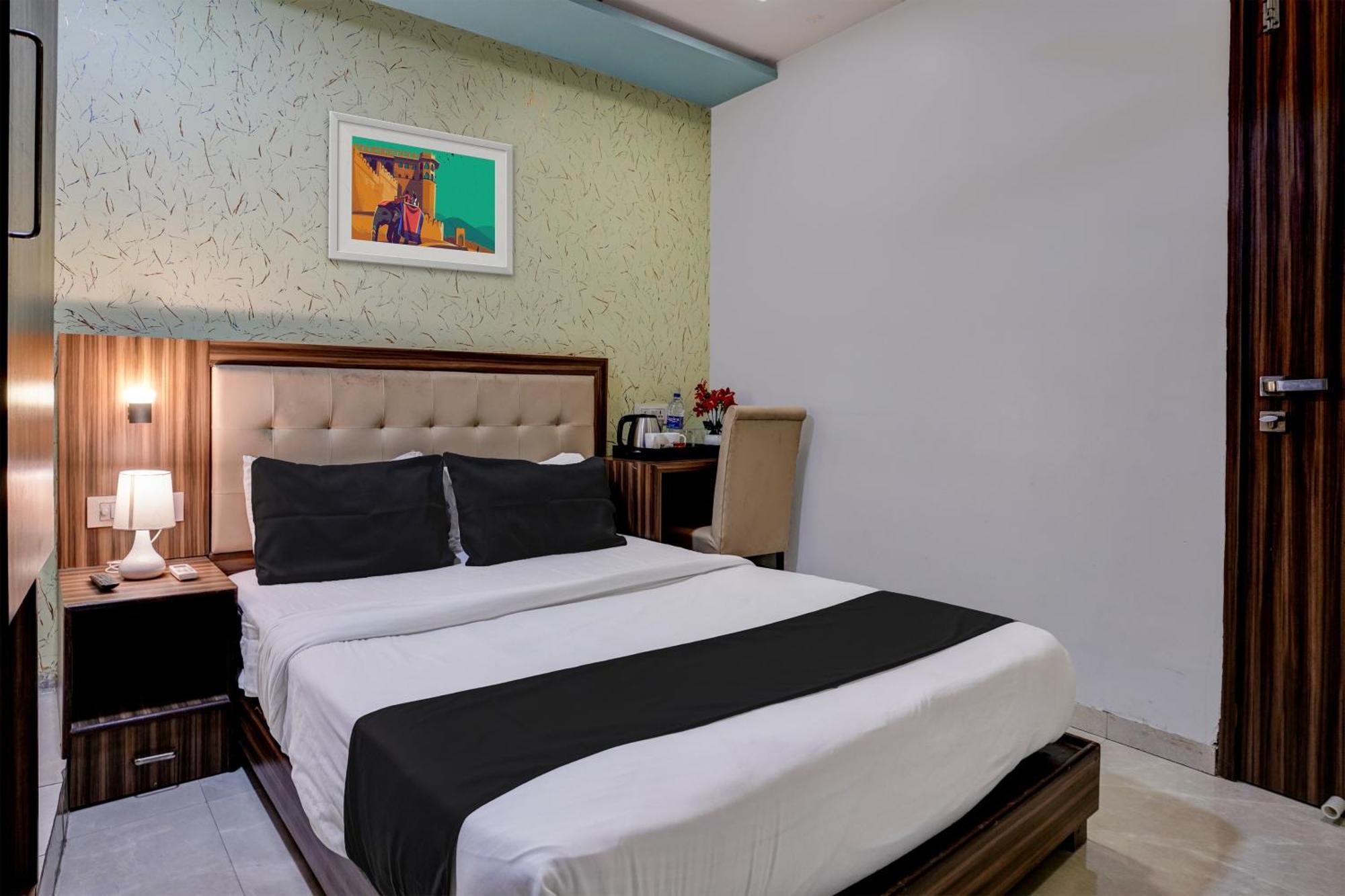 Oyo Blue Sapphire Residency Near Chhatrapati Shivaji International Airport 3* Mumbai